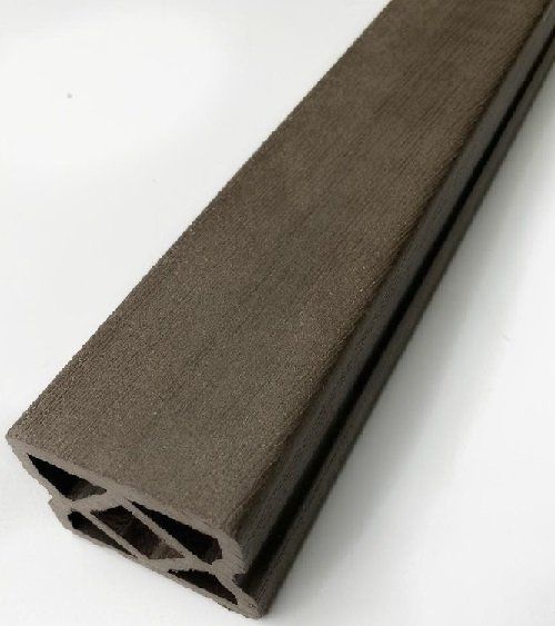 Перила верхние и нижние 66x55x4000 из дерева и пластика купить в Омске